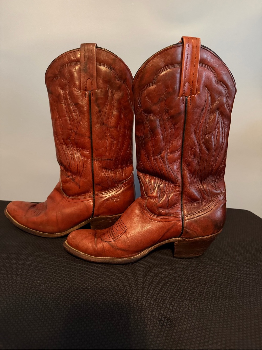 FRYE Women's Rustic Chestnut Leather Cowboy Boots, Size 10M